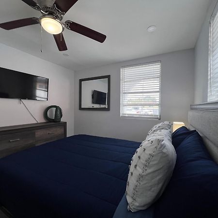 Charming Two Bedroom Apartment. Miami Buitenkant foto