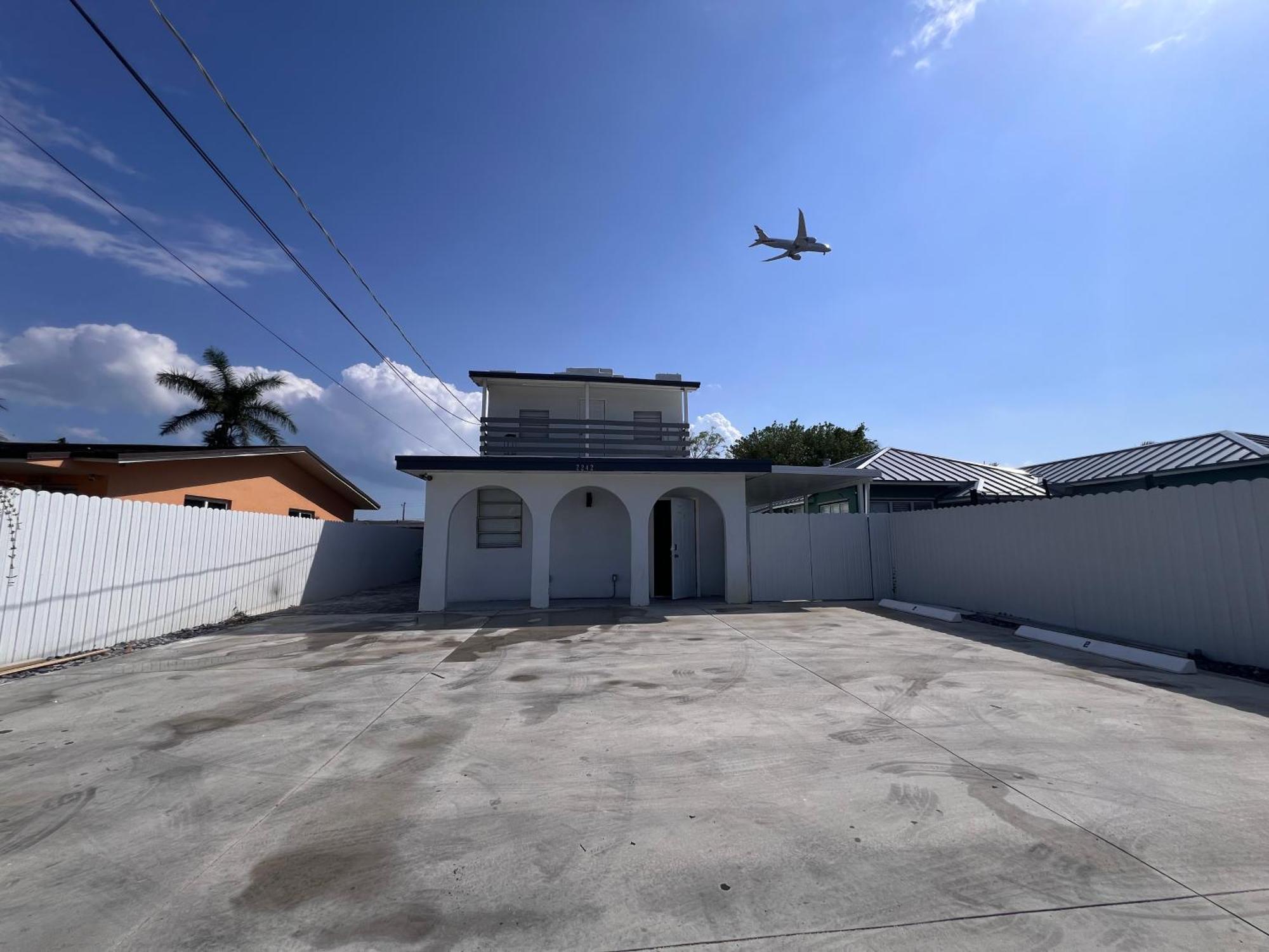 Charming Two Bedroom Apartment. Miami Buitenkant foto